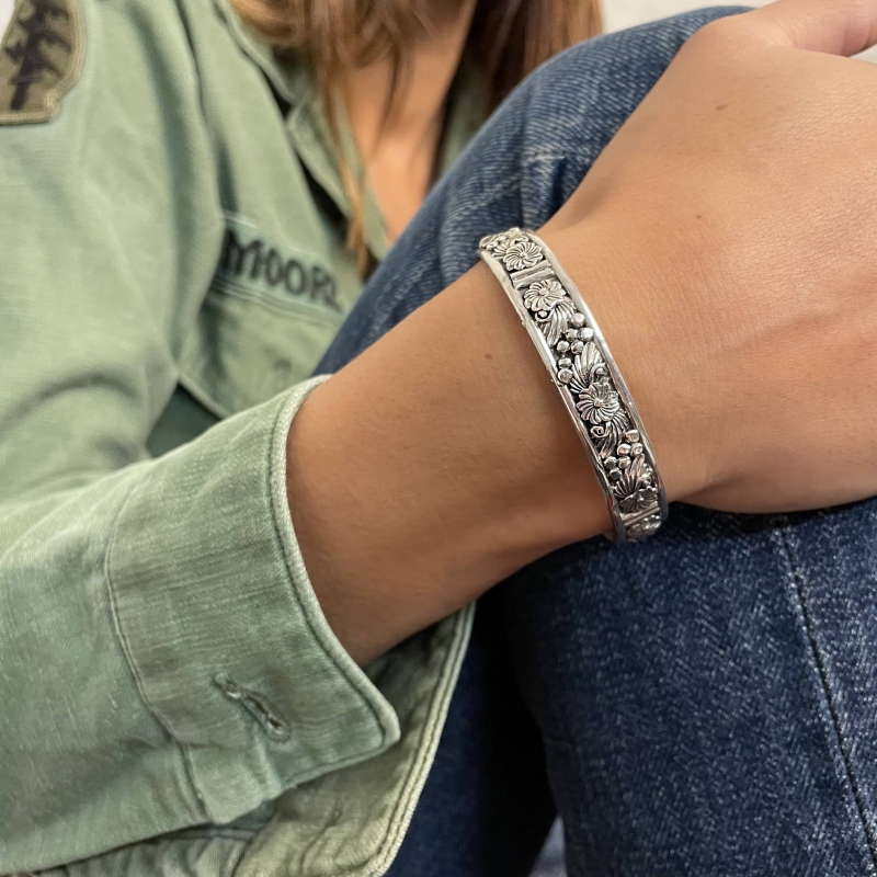 Navajo bracelet BR595 for women in silver -  Harpo Paris