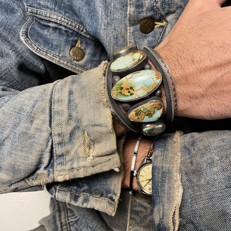Stunning Navajo bracelet for men MIS34 in turquoise and silver - Harpo Paris