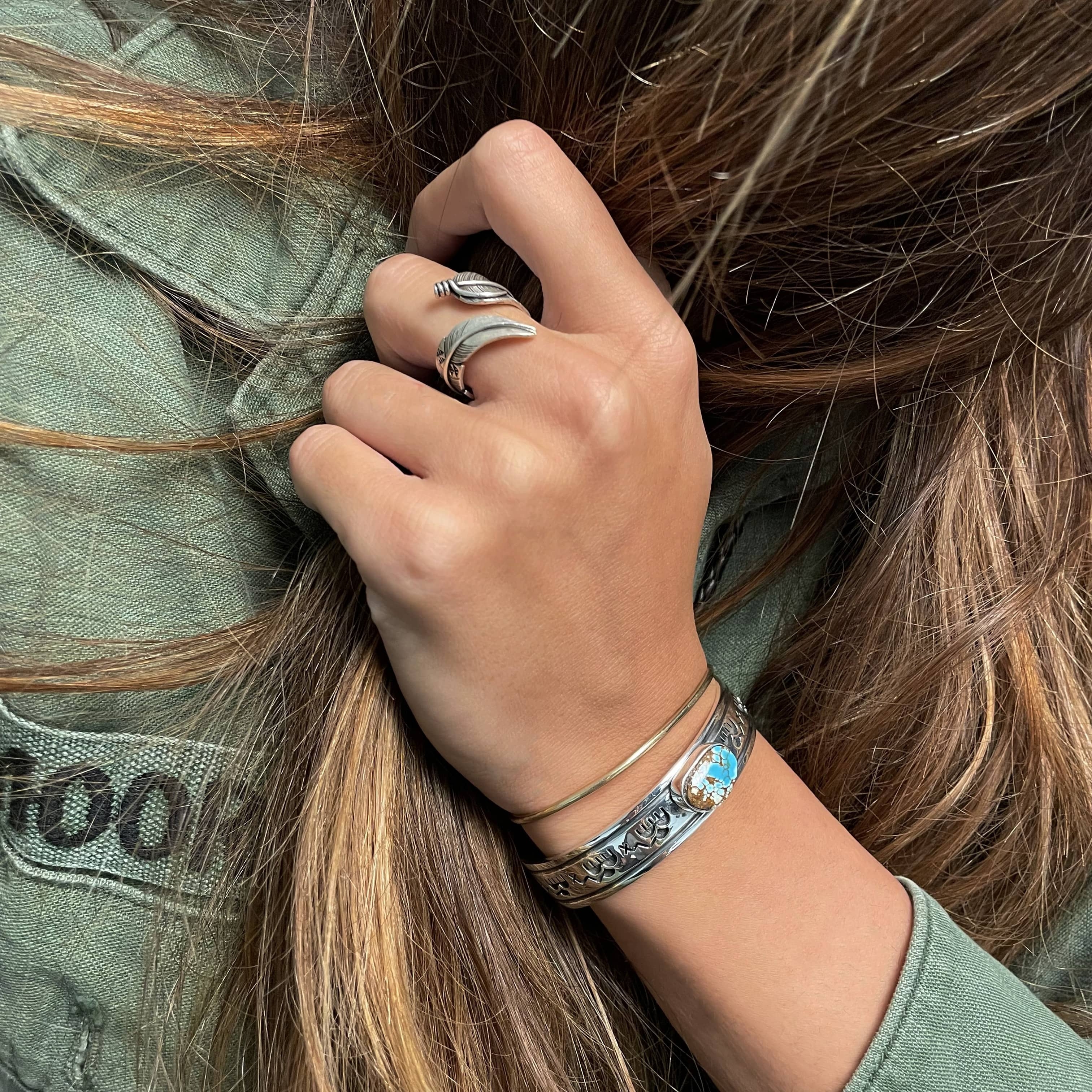 Hopi bracelet in silver with Ithaca Peak turquoise, BR589 - Harpo Paris