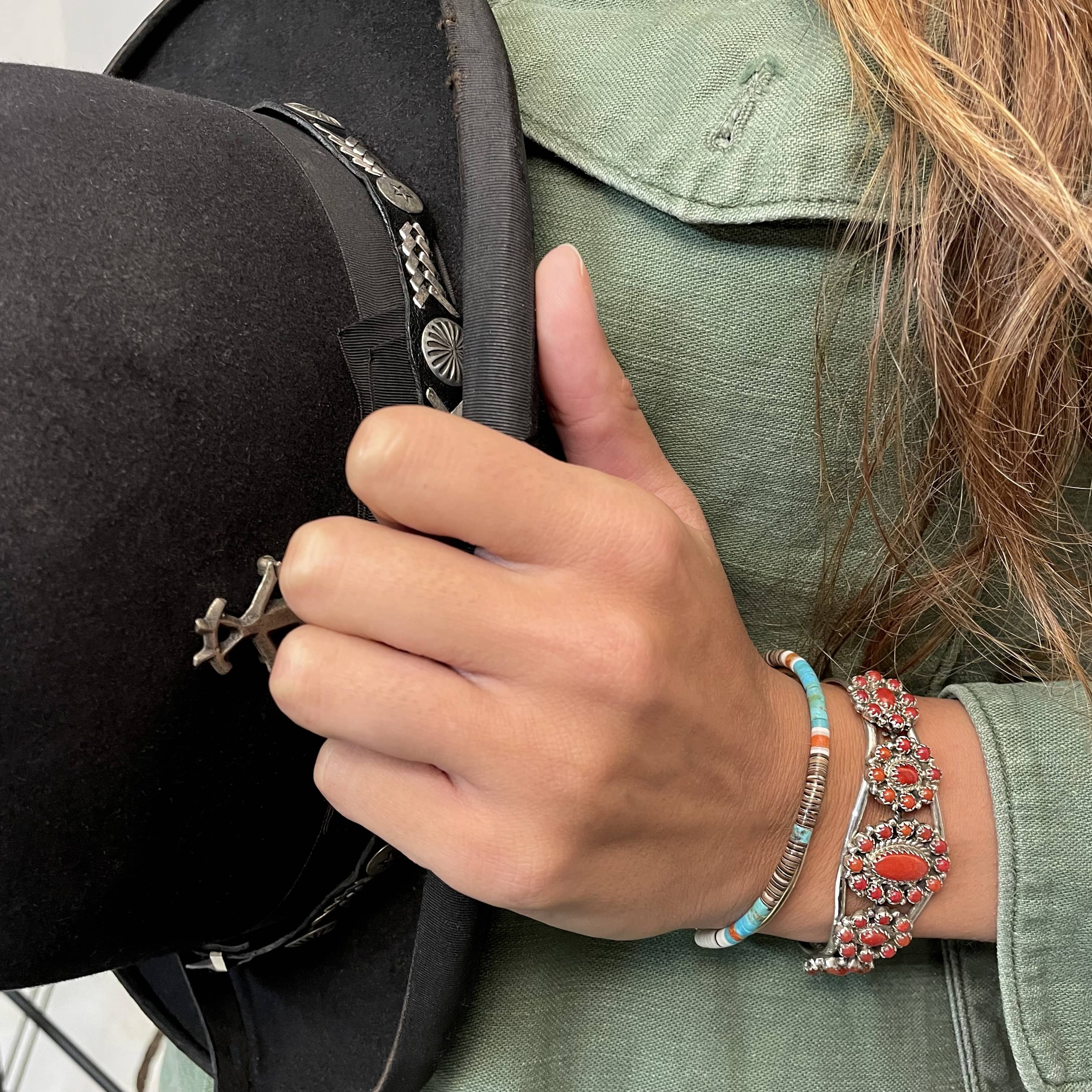 Bracelet Zuni pour femme serti de corail, BR604 - Harpo Paris