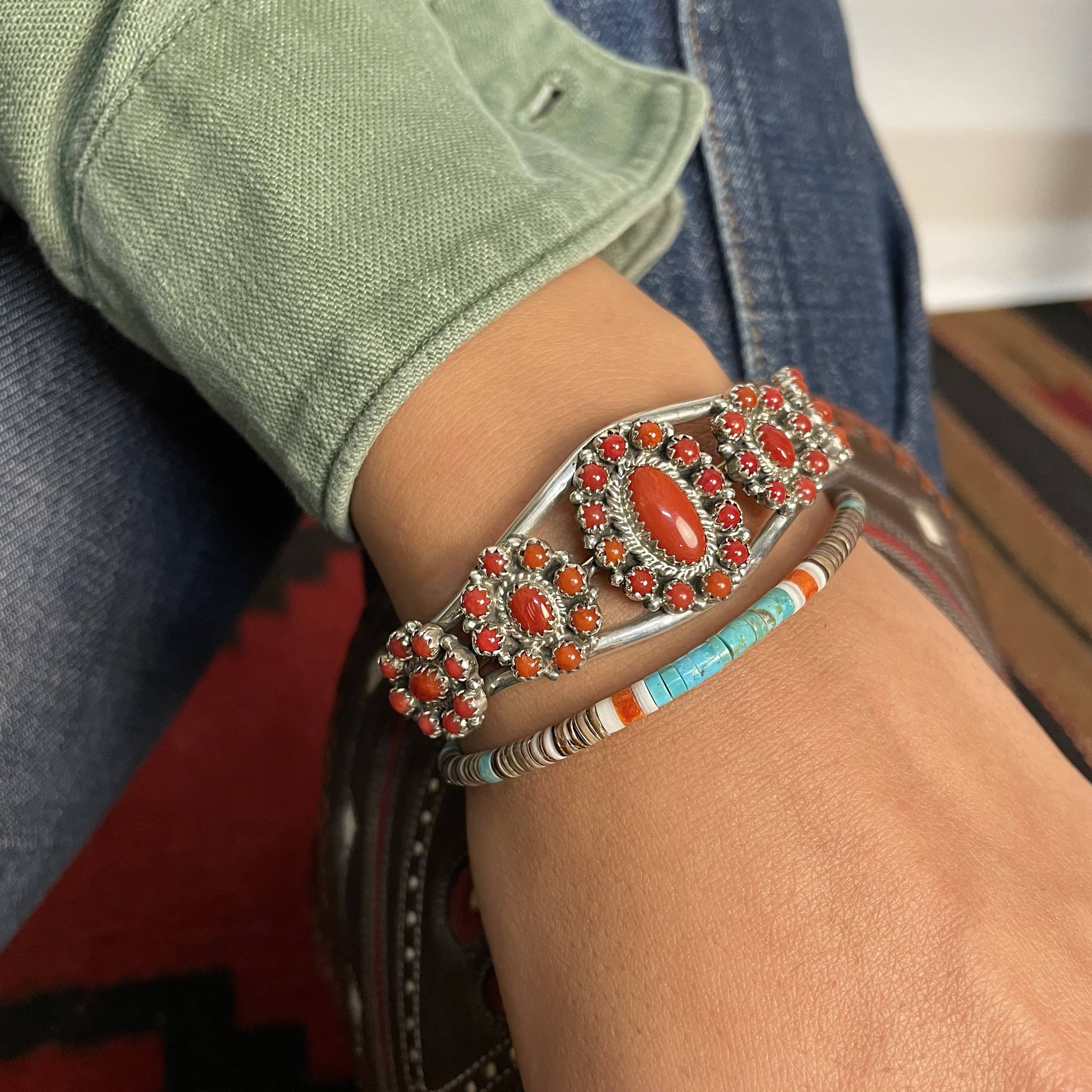 Zuni bracelet for women in coral and silver, BR604 - Harpo Paris