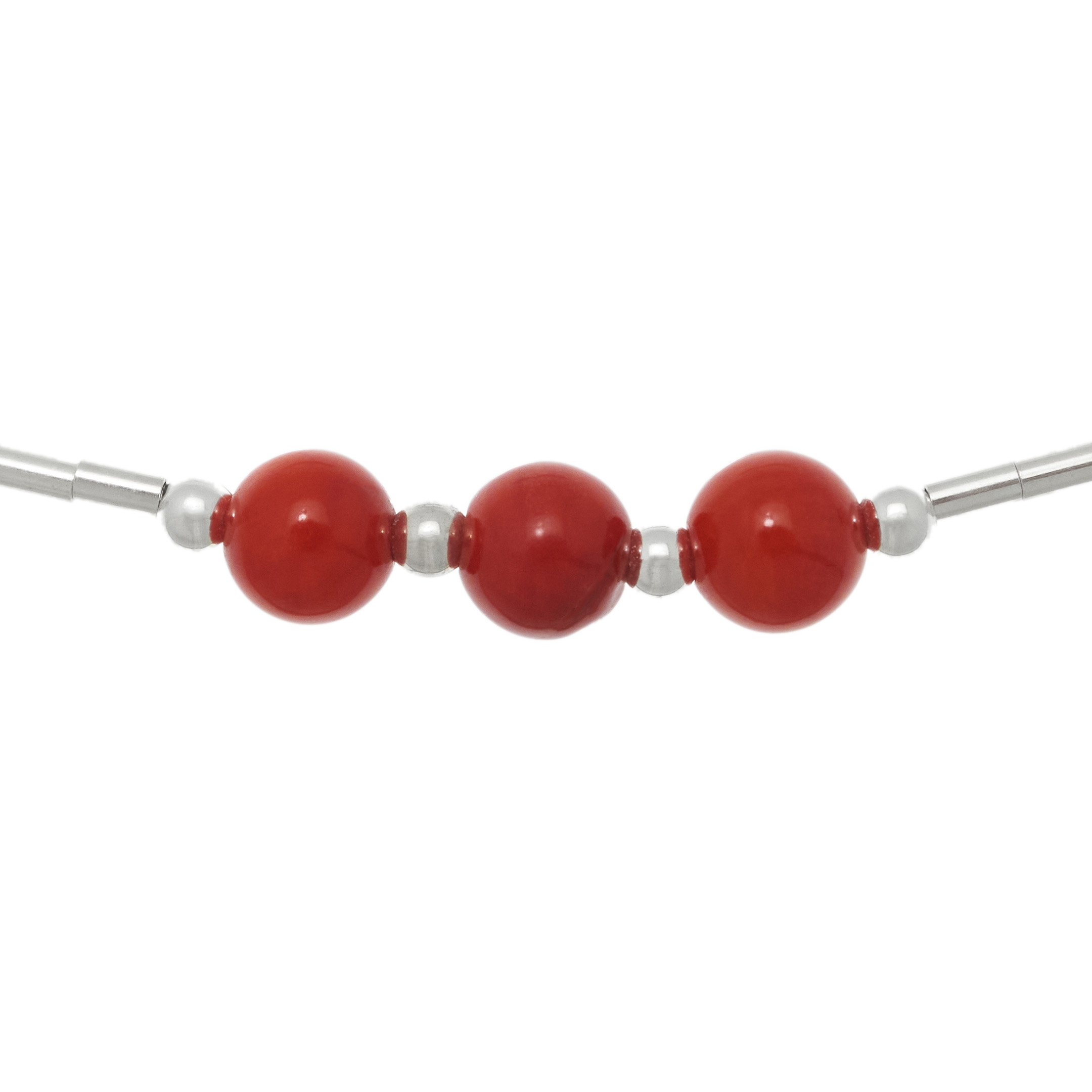 Collier ras du cou amérindien en perles Hesihi en argent et perles rondes en pierres mix. Harpo Paris