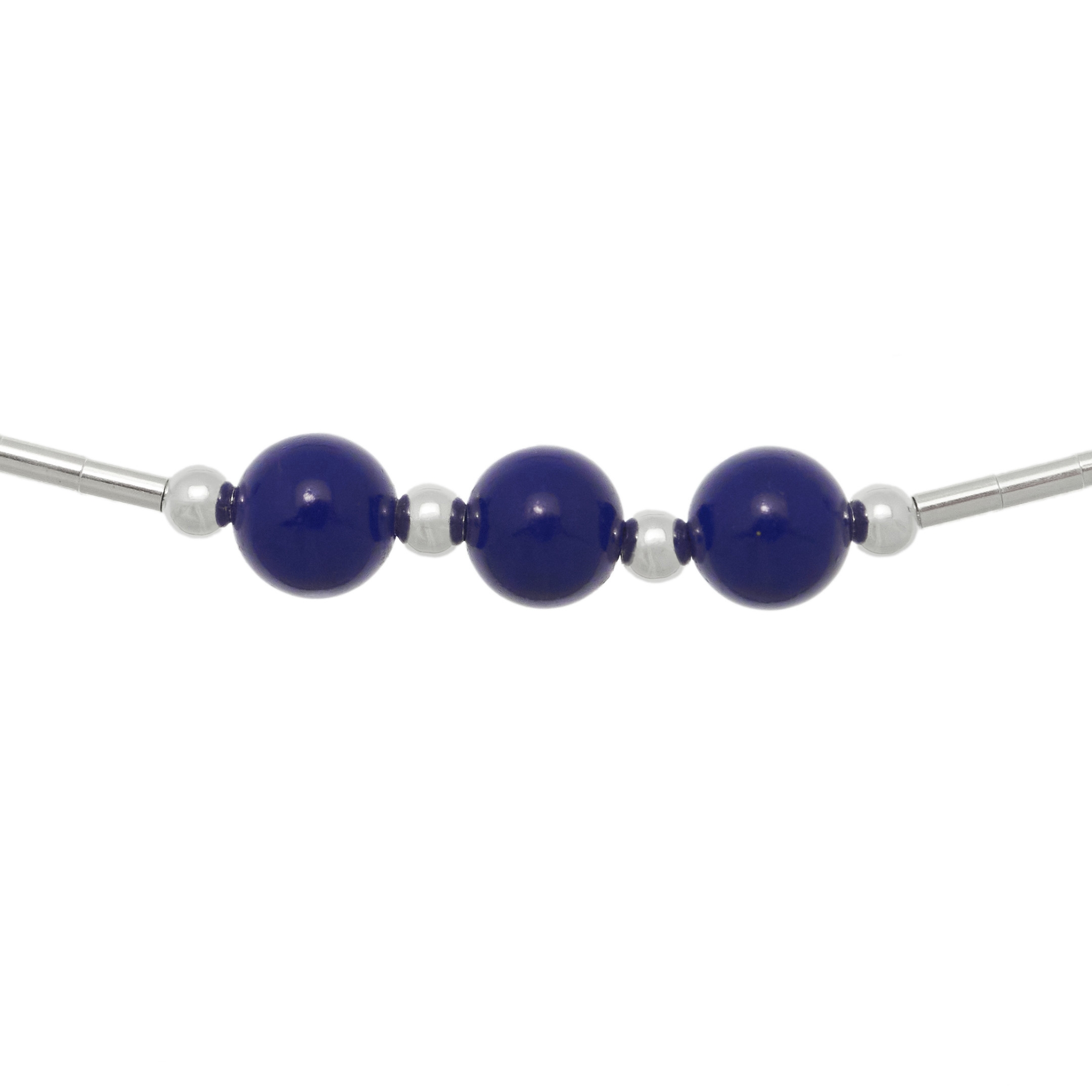 Collier ras du cou amérindien en perles Hesihi en argent et perles rondes en pierres mix. Harpo Paris