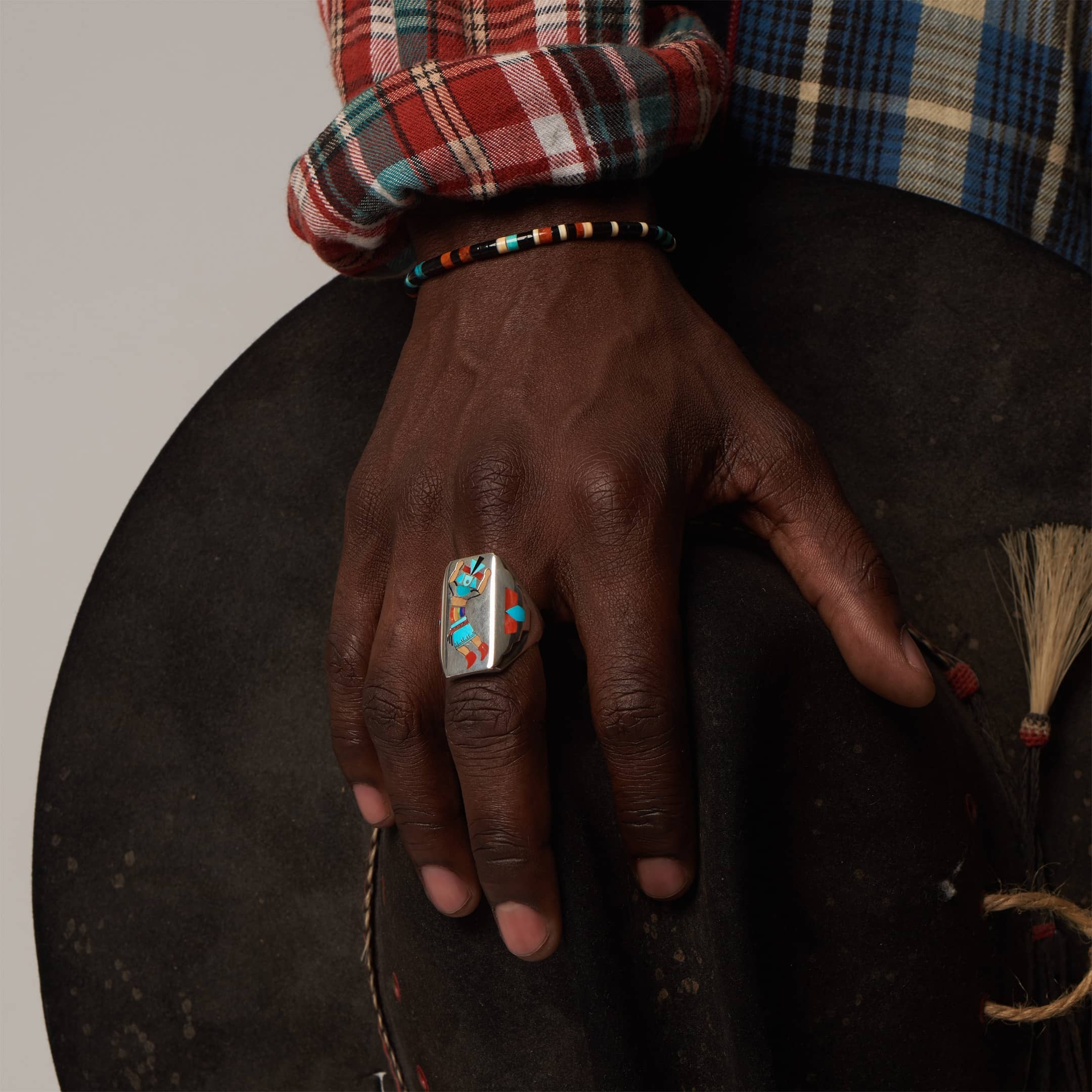 Bague Zuni pour homme, rainbow dancer marqueté sur argent, BA1115 - Harpo Paris