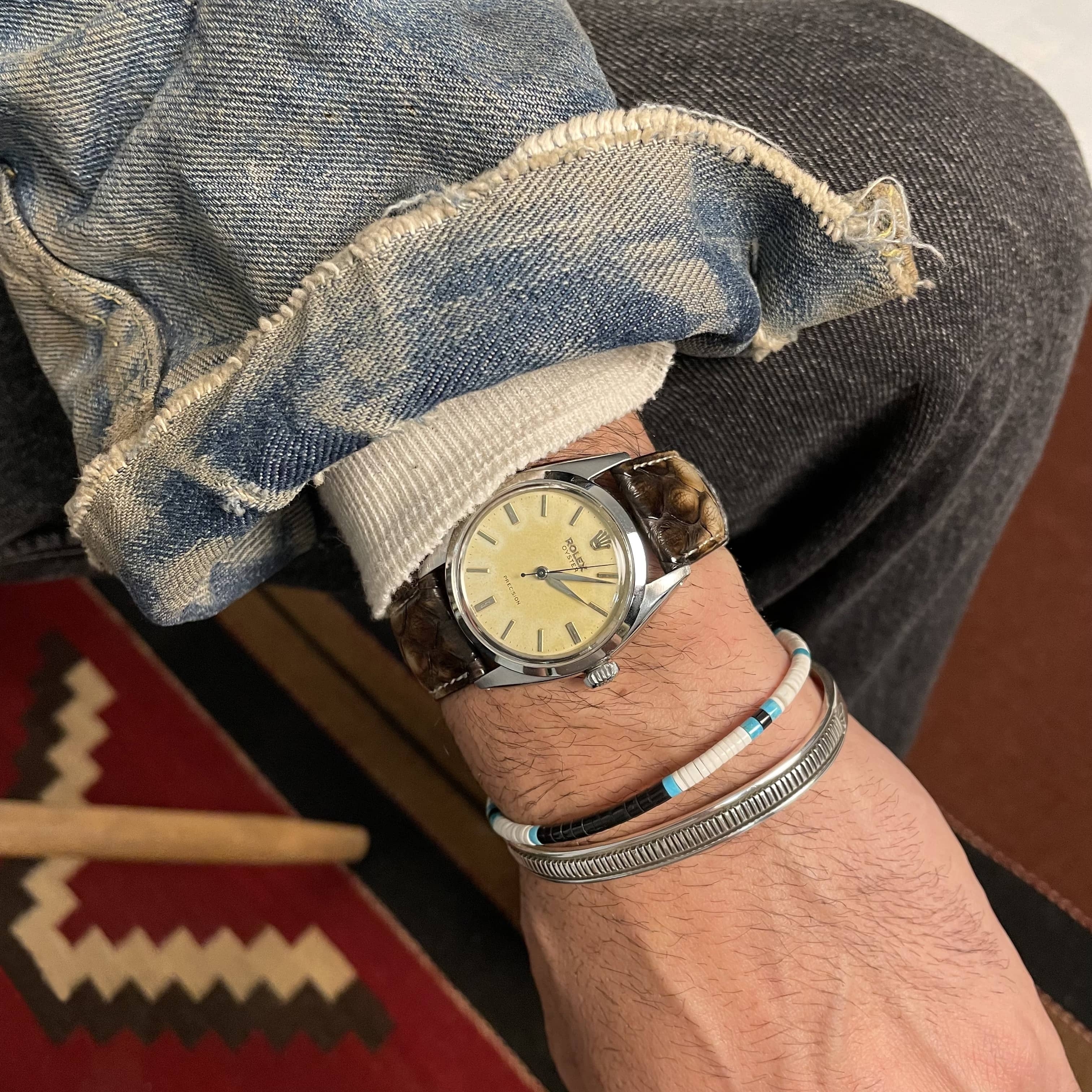 Pueblo Bracelet, Turquoise, White Serpentine and Black Jet heishi, silver clasp. | Harpo Paris