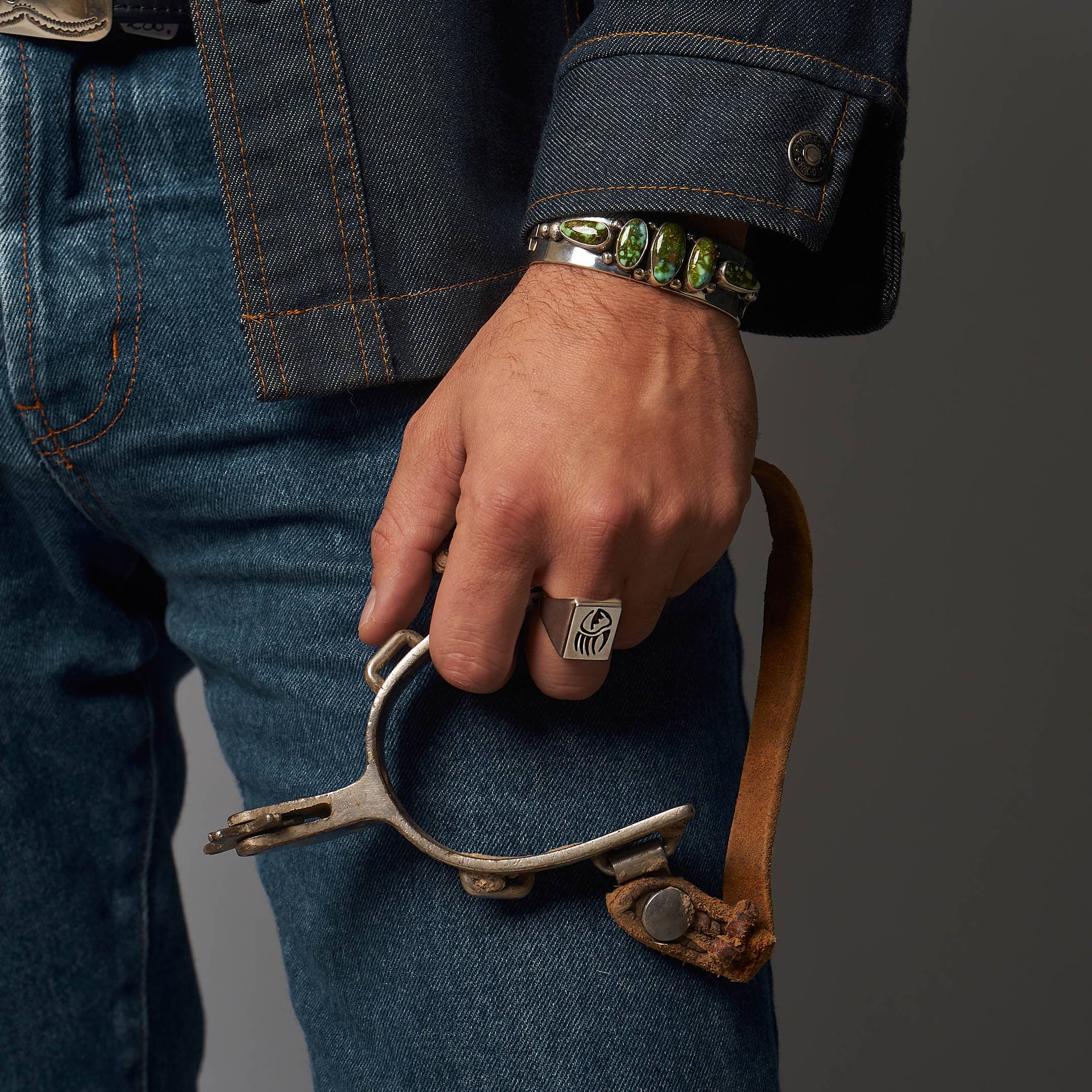 Bracelet Navajo BR726 pour homme en turquoise et argent - Harpo Paris