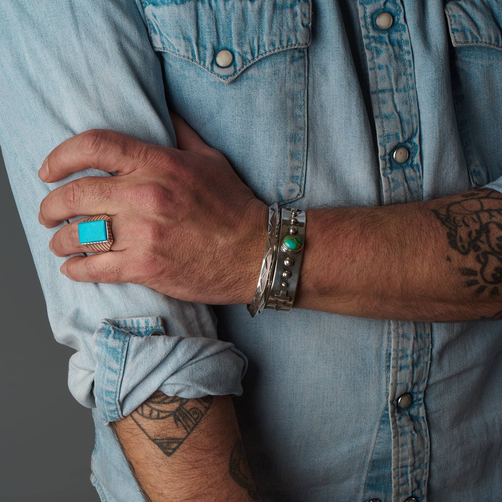 Navajo bracelet for men BR752 in turquoise and silver - Harpo Paris