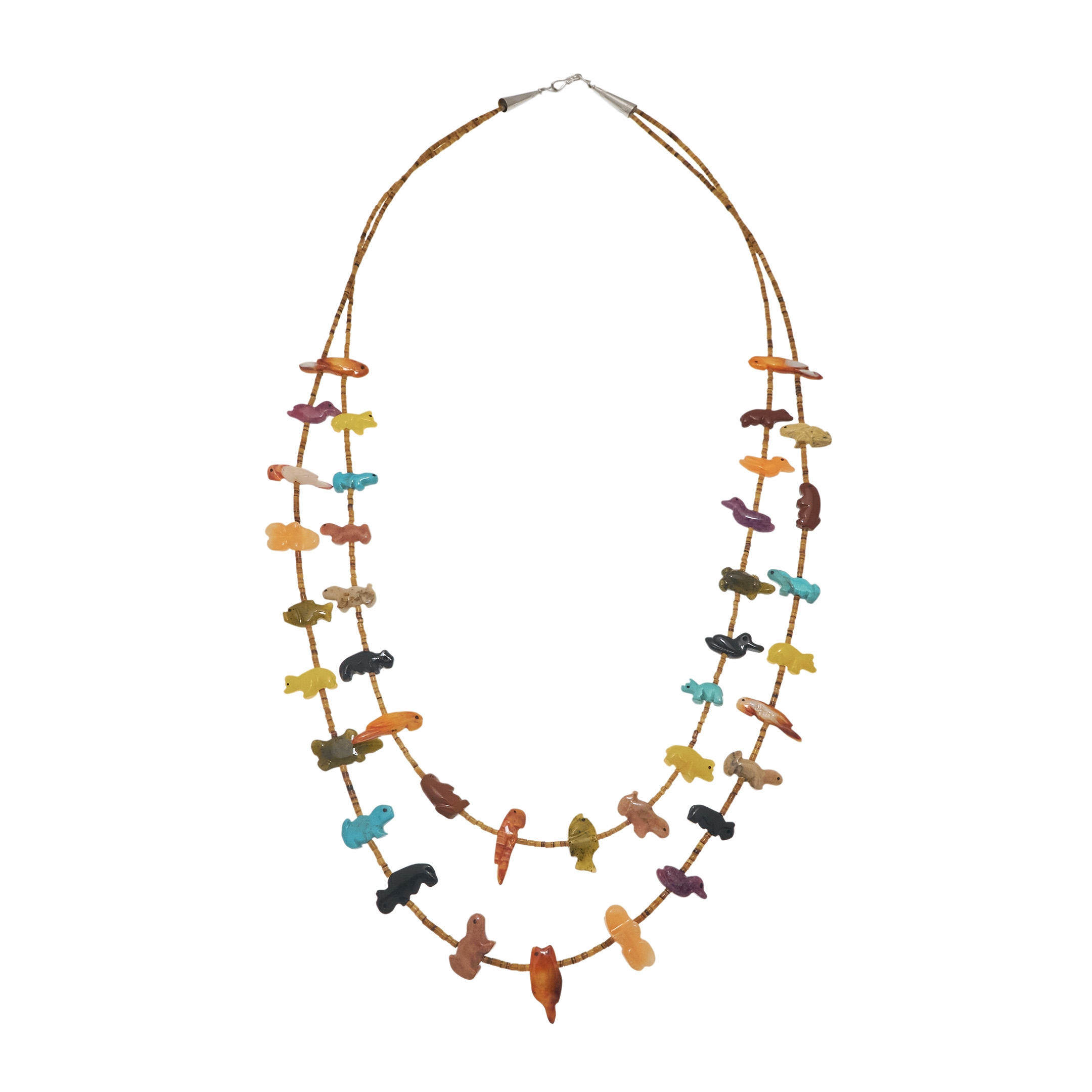 Collier Fétiches à deux rangs de perles Heishi en coquillage.