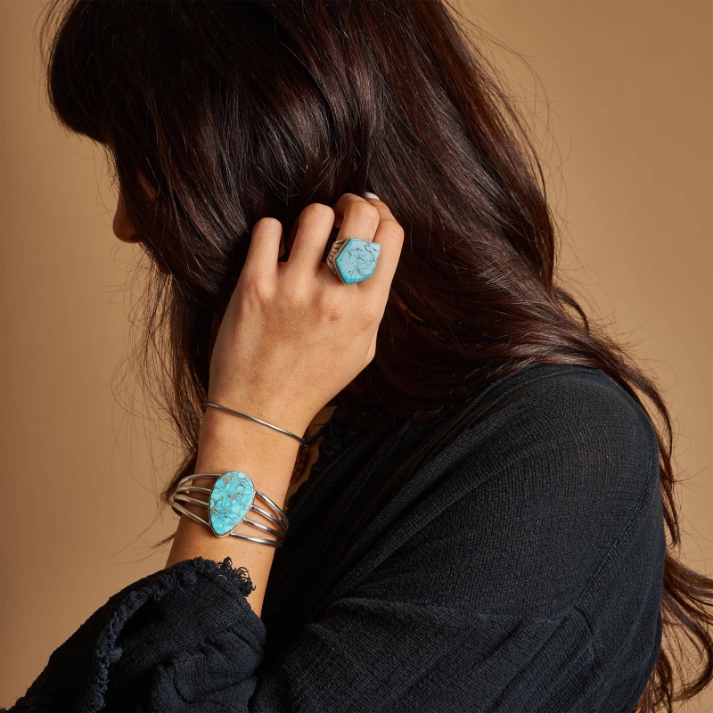 BA1322 turquoise and silver harpo ring