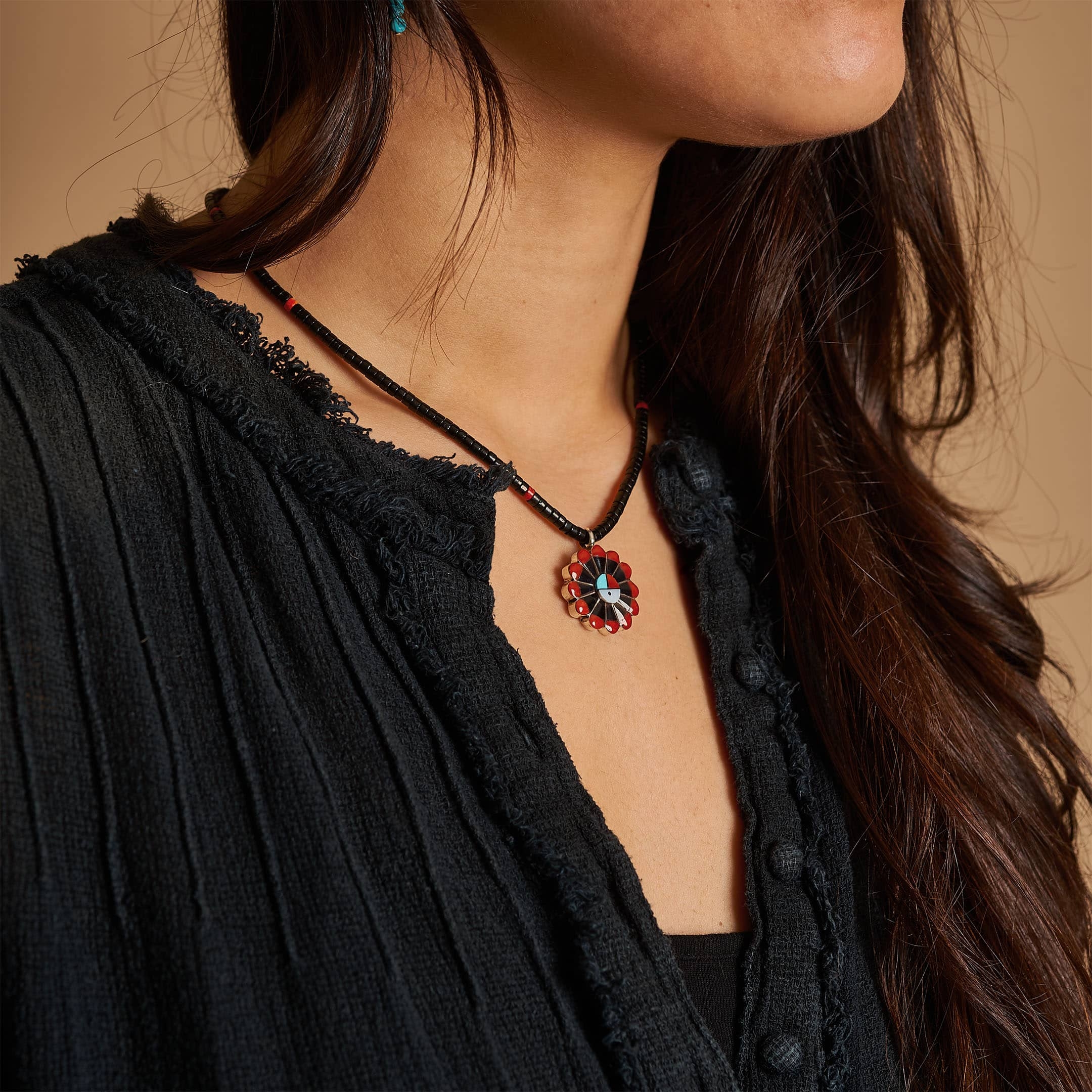 Necklace in black-jet and apple coral Heishi beads CO214 - Harpo Paris