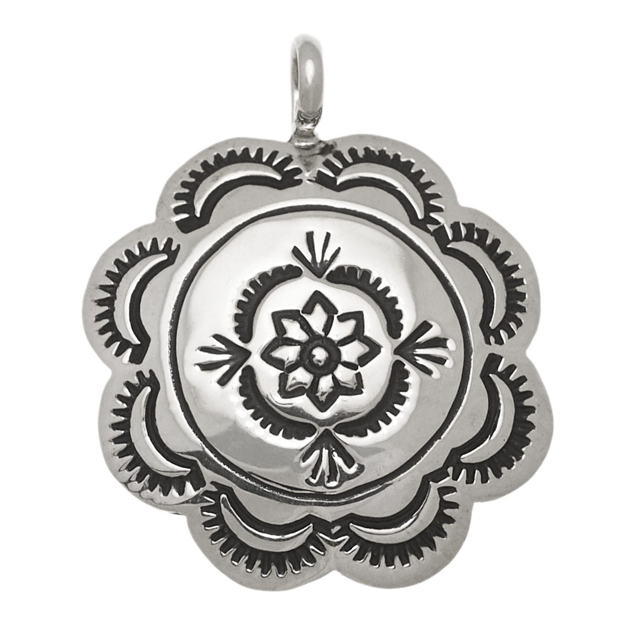 PE486 silver concho pendant - Harpo Paris