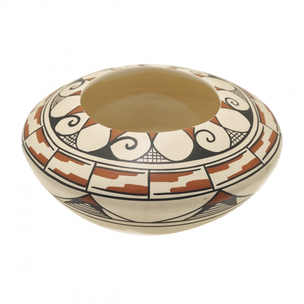 DECO160 Hopi pottery