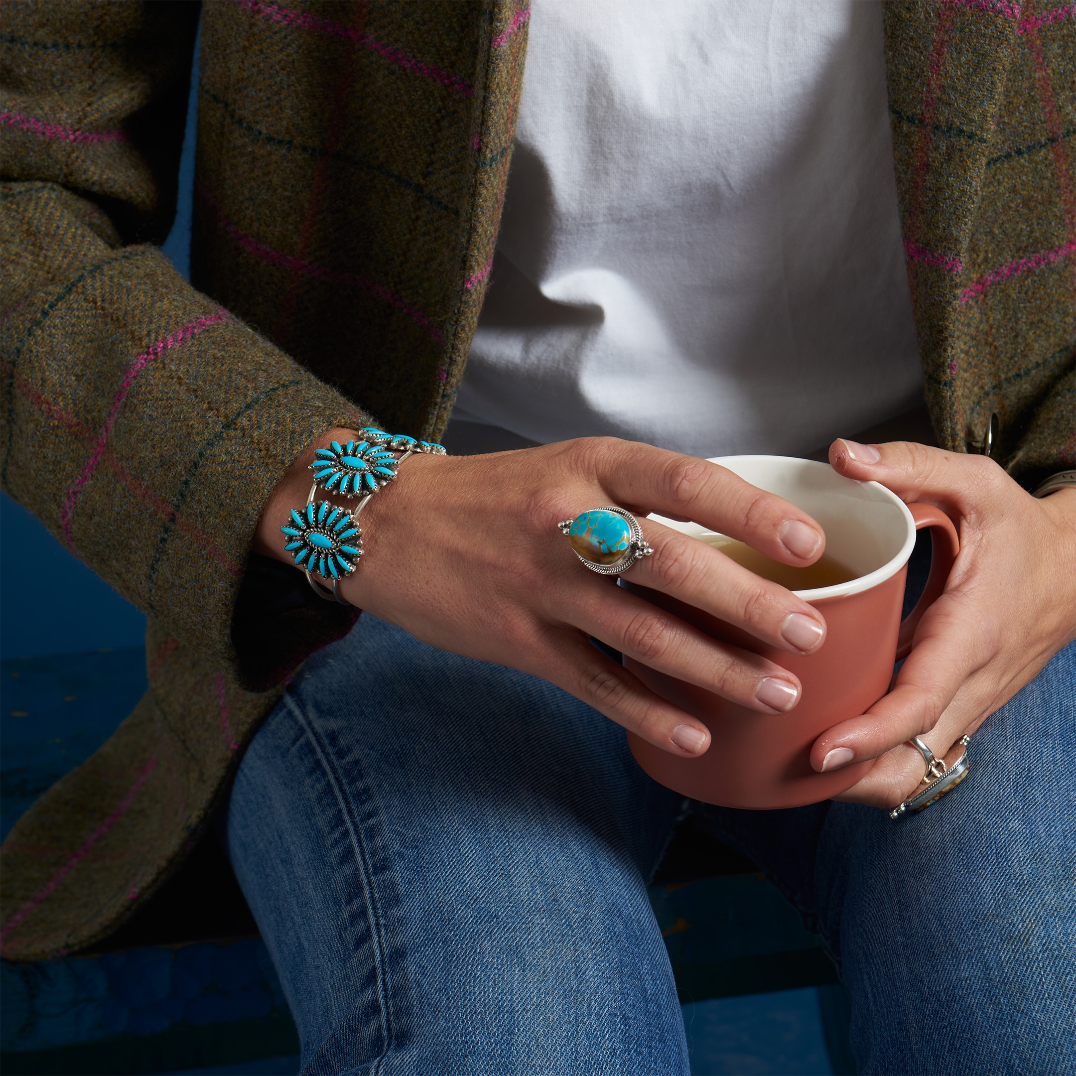 Bracelet Zuni composé de Cactus Flowers en turquoises, BR593 - Harpo Paris