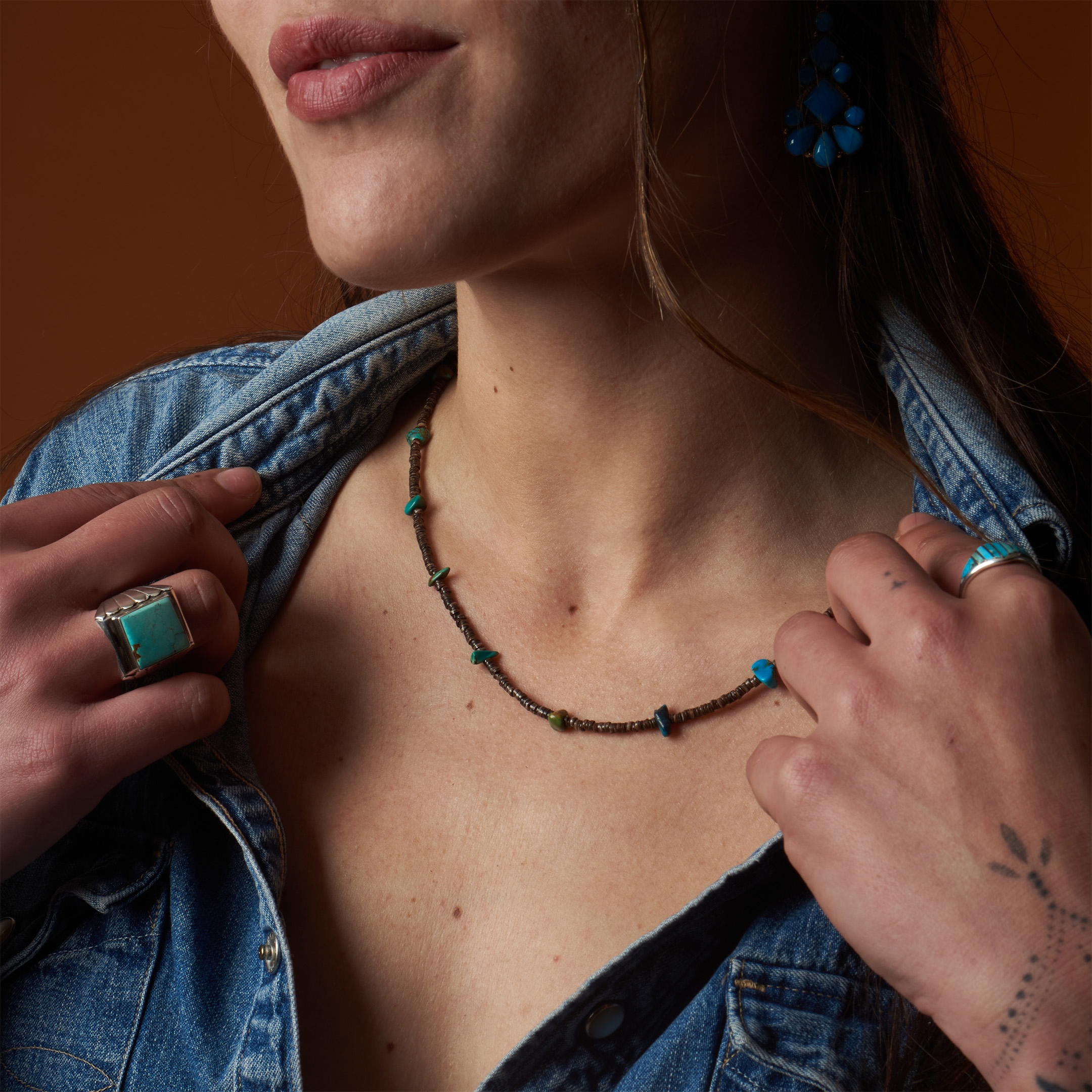 Collier en perles Heishi de coquillage et turquoise CO172 - Harpo Paris