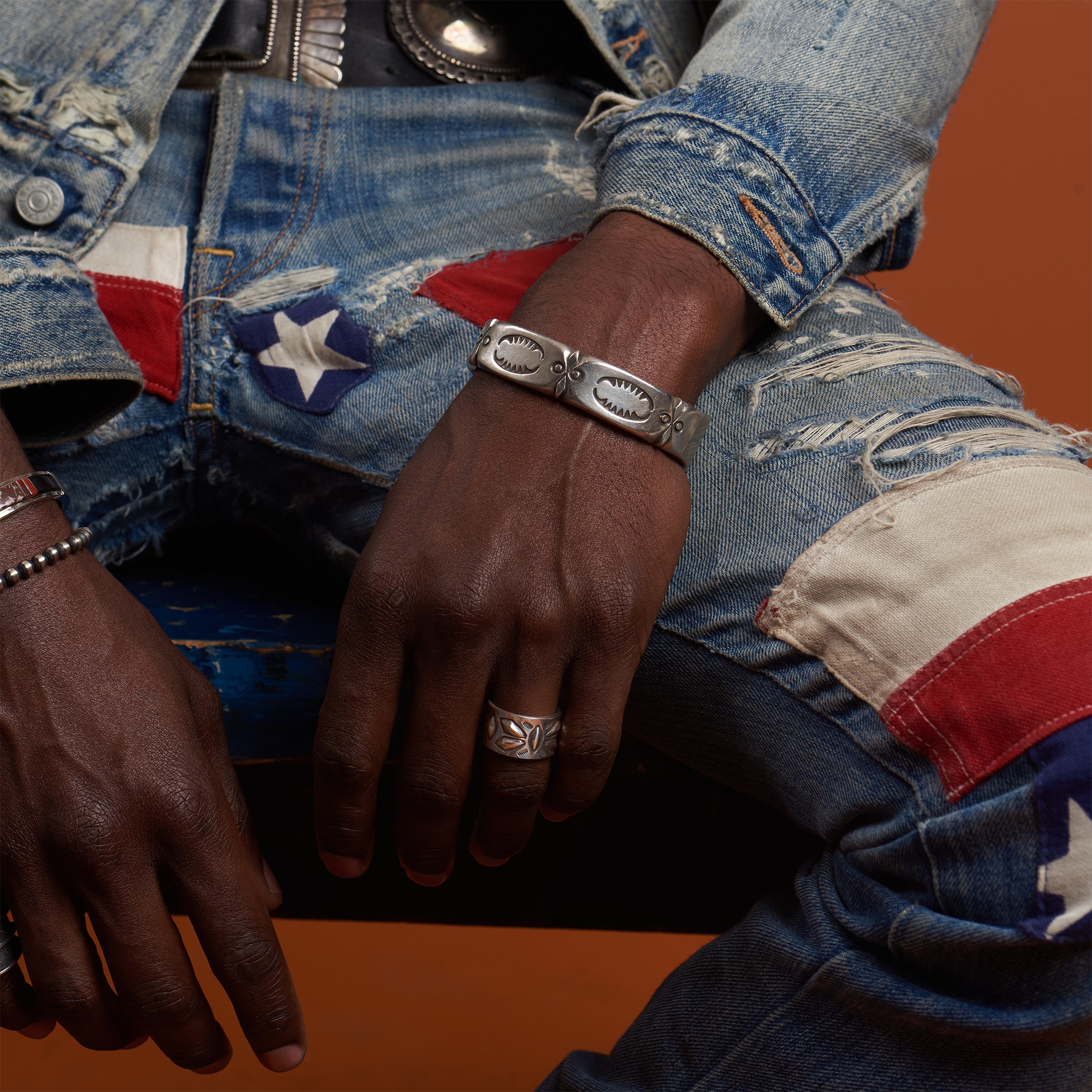 Navajo bracelet in silver for men BR890 - Harpo Paris
