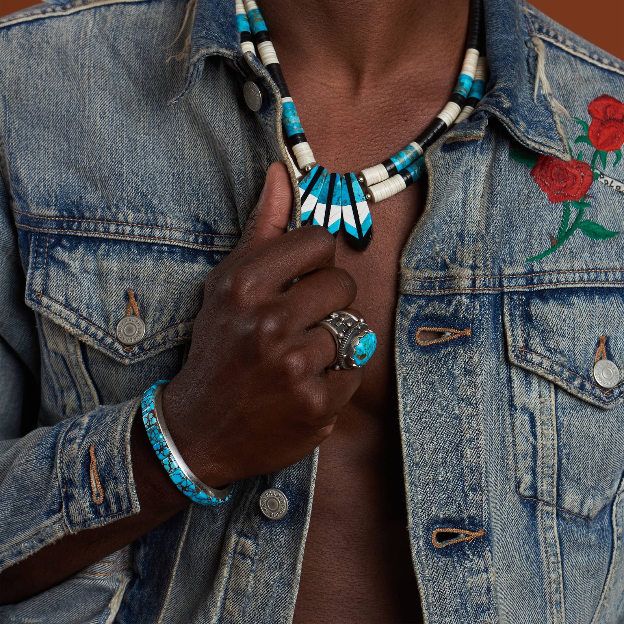 Zuni bracelet in Mountain Turquoise cobble inlay BR897 - Harpo Paris