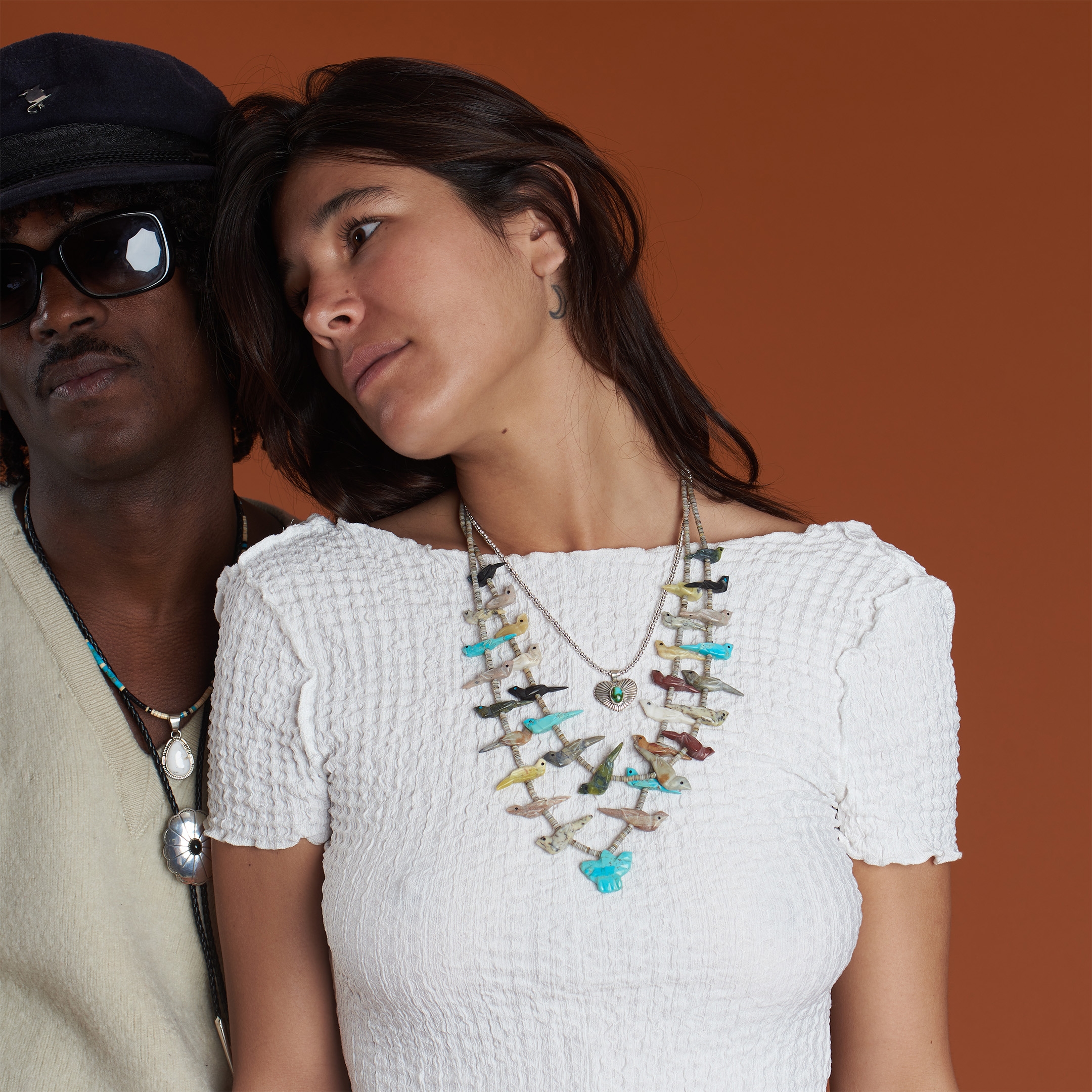 2 strands fetishes necklace, stone carved animals, silver clasp. | Harpo Paris