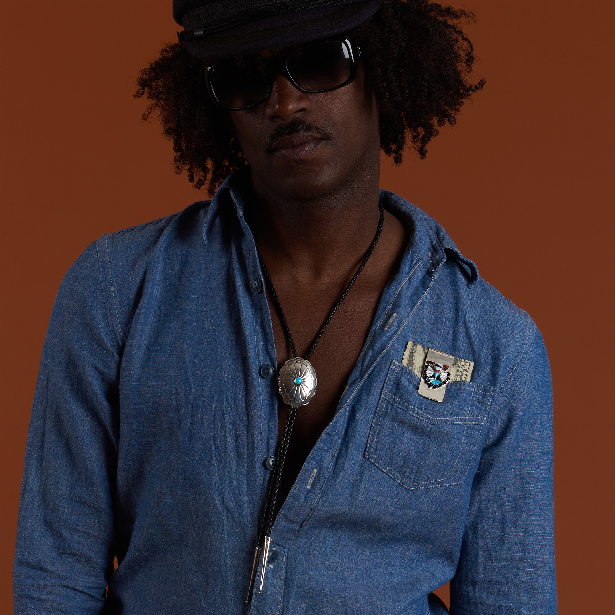 Money clip with a Thunder Bird inlaid of multistones, PB13 - Harpo Paris