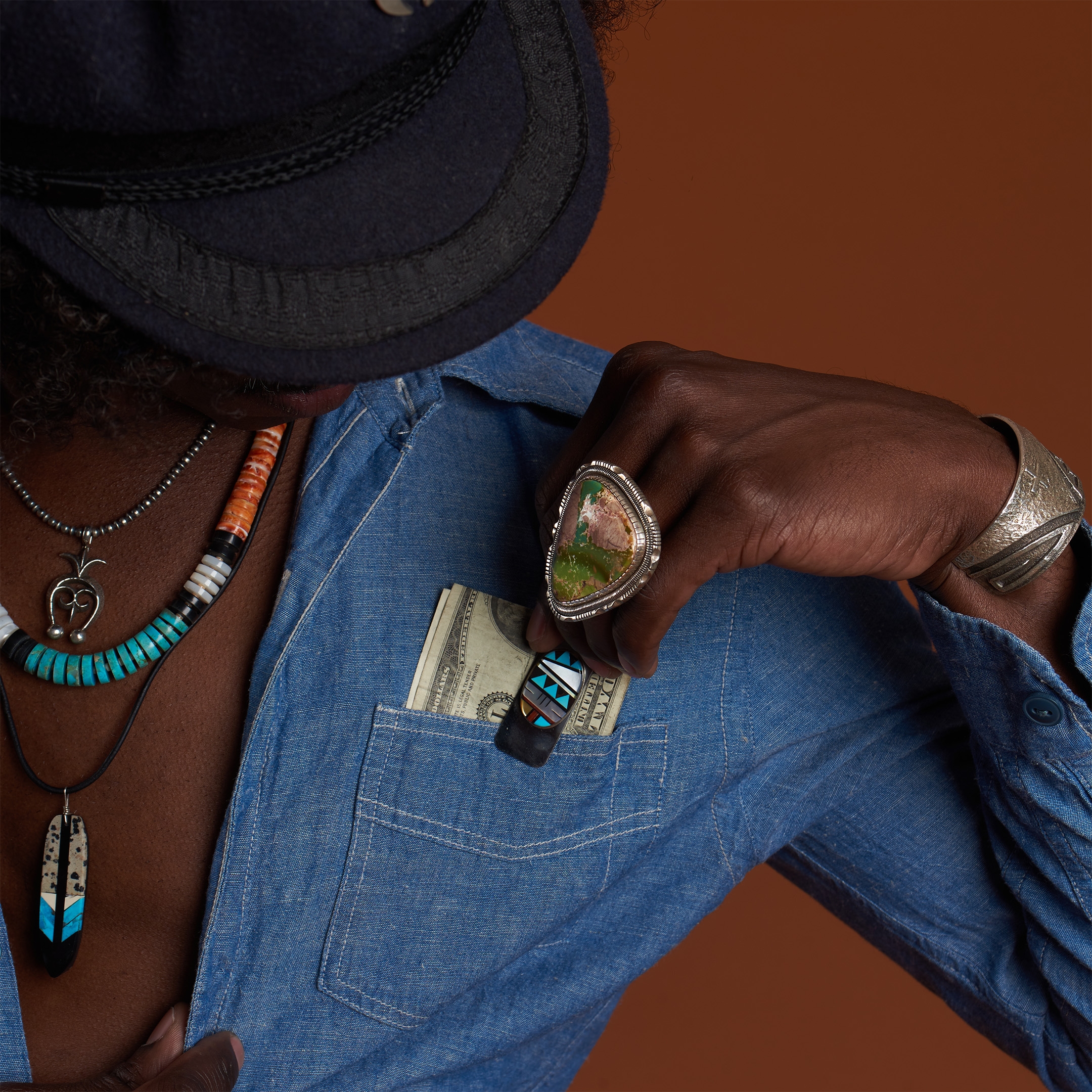 Money clip with an oval inlay of multistones PB14 - Harpo Paris