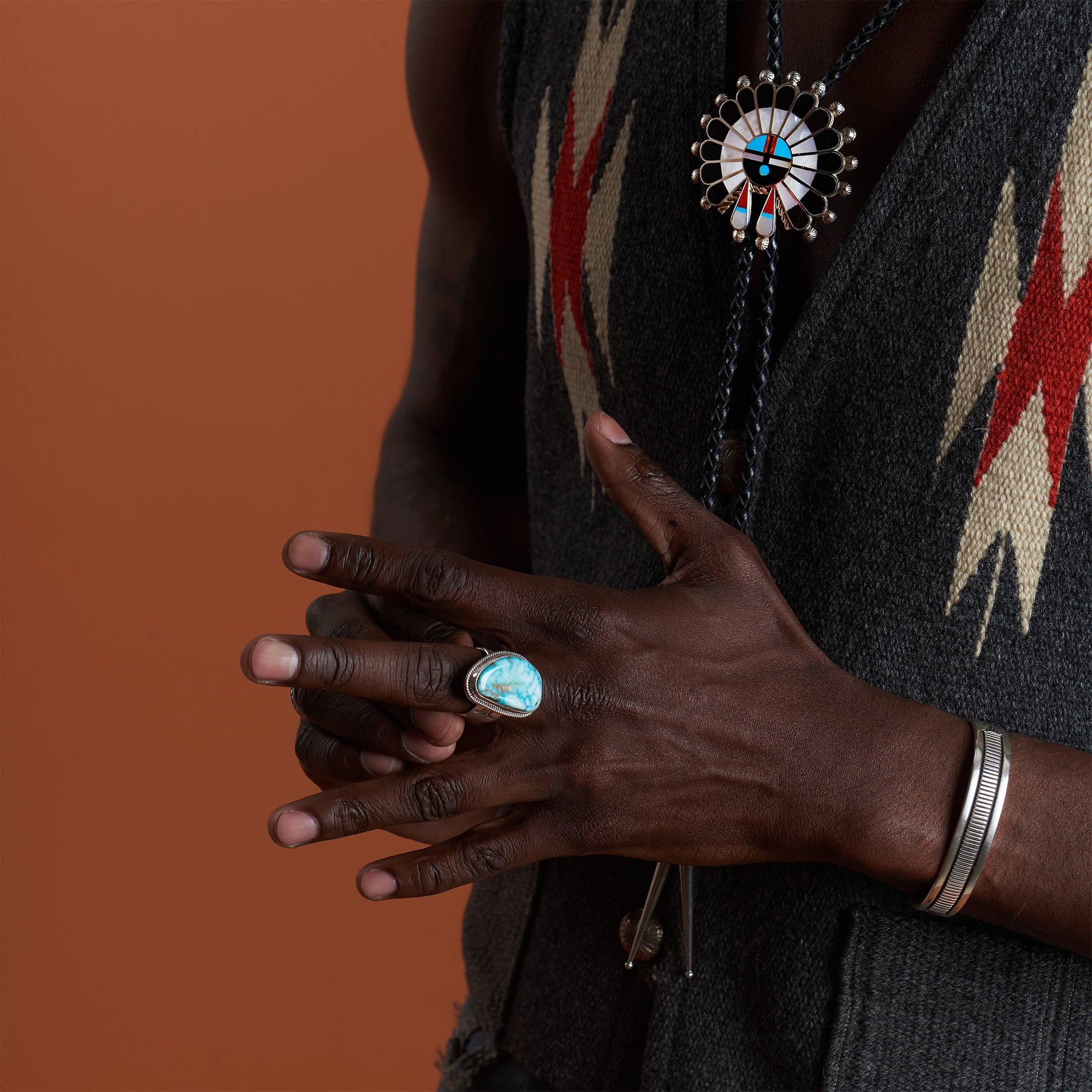 Bague Navajo en argent sertie d'une turquoise BA1674 - Harpo Paris