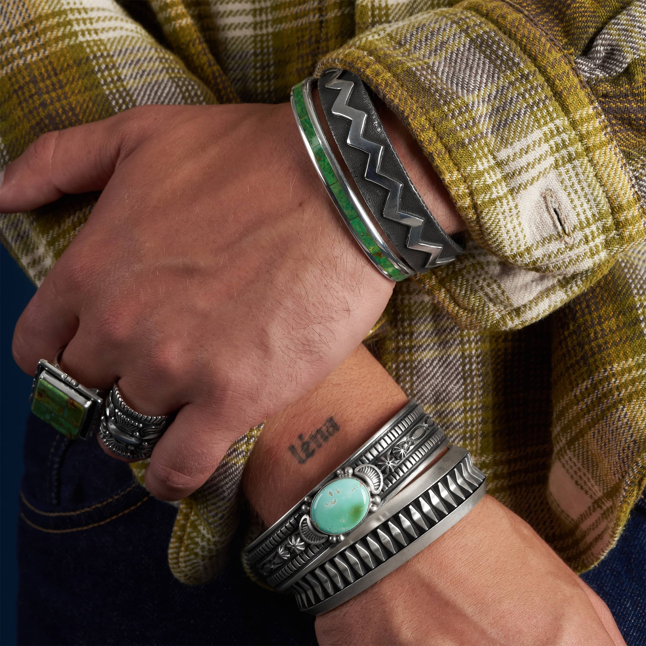 Gaspeite and silver inlay bracelet BR923 - Harpo Paris