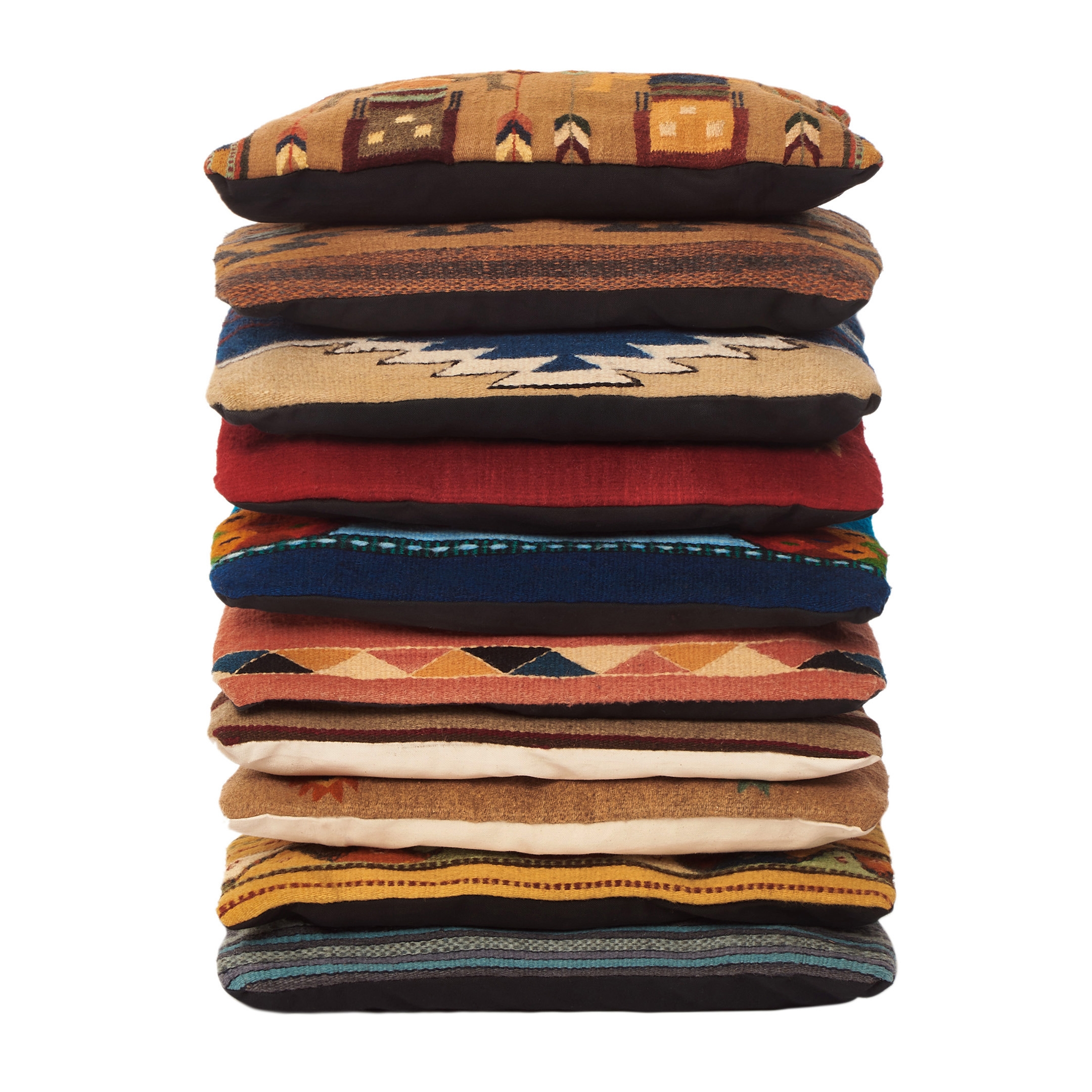 Wool pillow handmade by the Zapotec tribe DECO200 - Harpo Paris