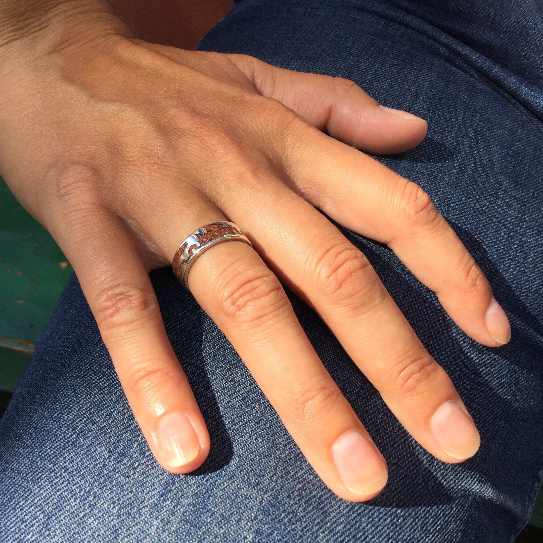 Chip Inlay ring representing a Native pueblo R155 Harpo Paris