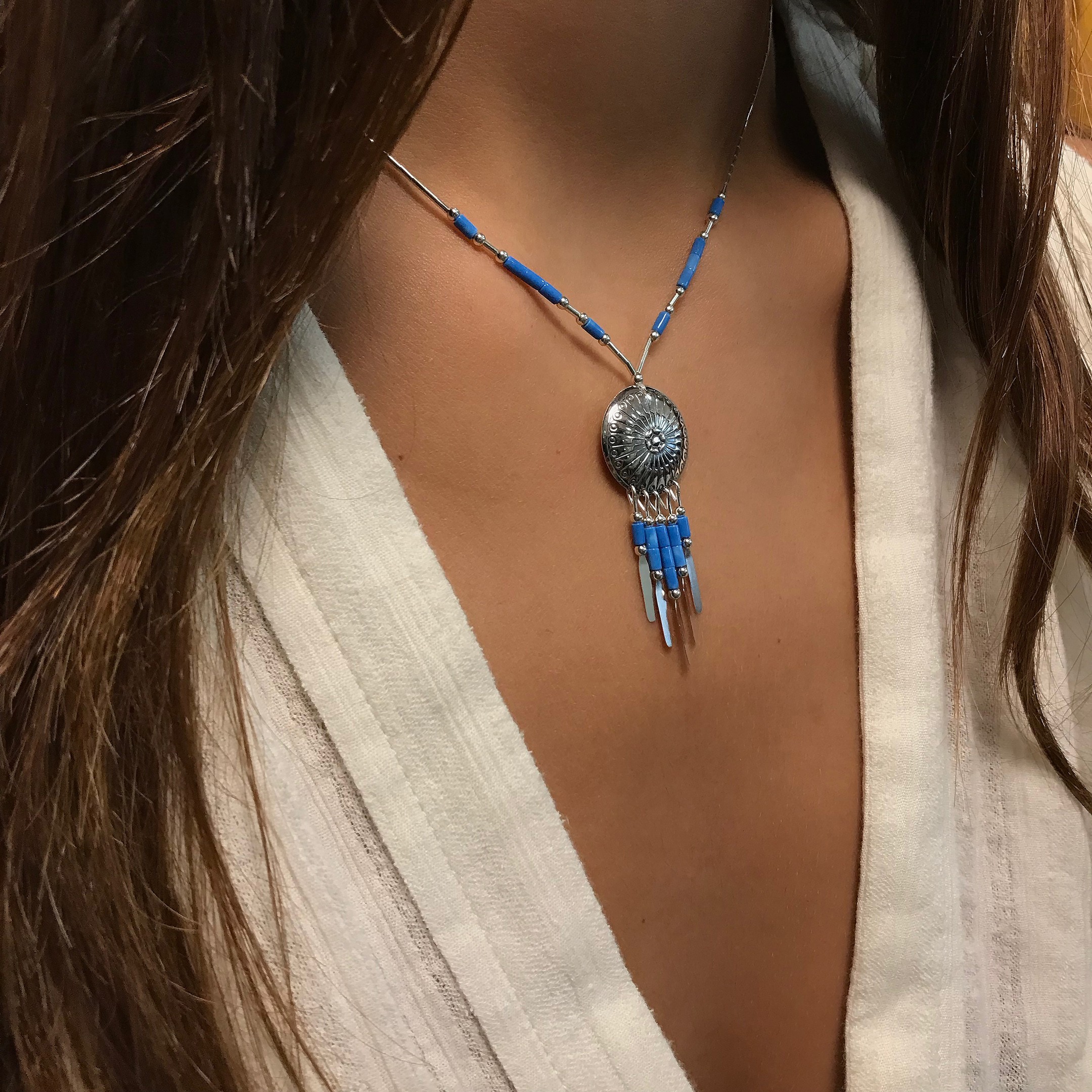 Collier amérindien Liquid silver en perles Heishi. Harpo Paris