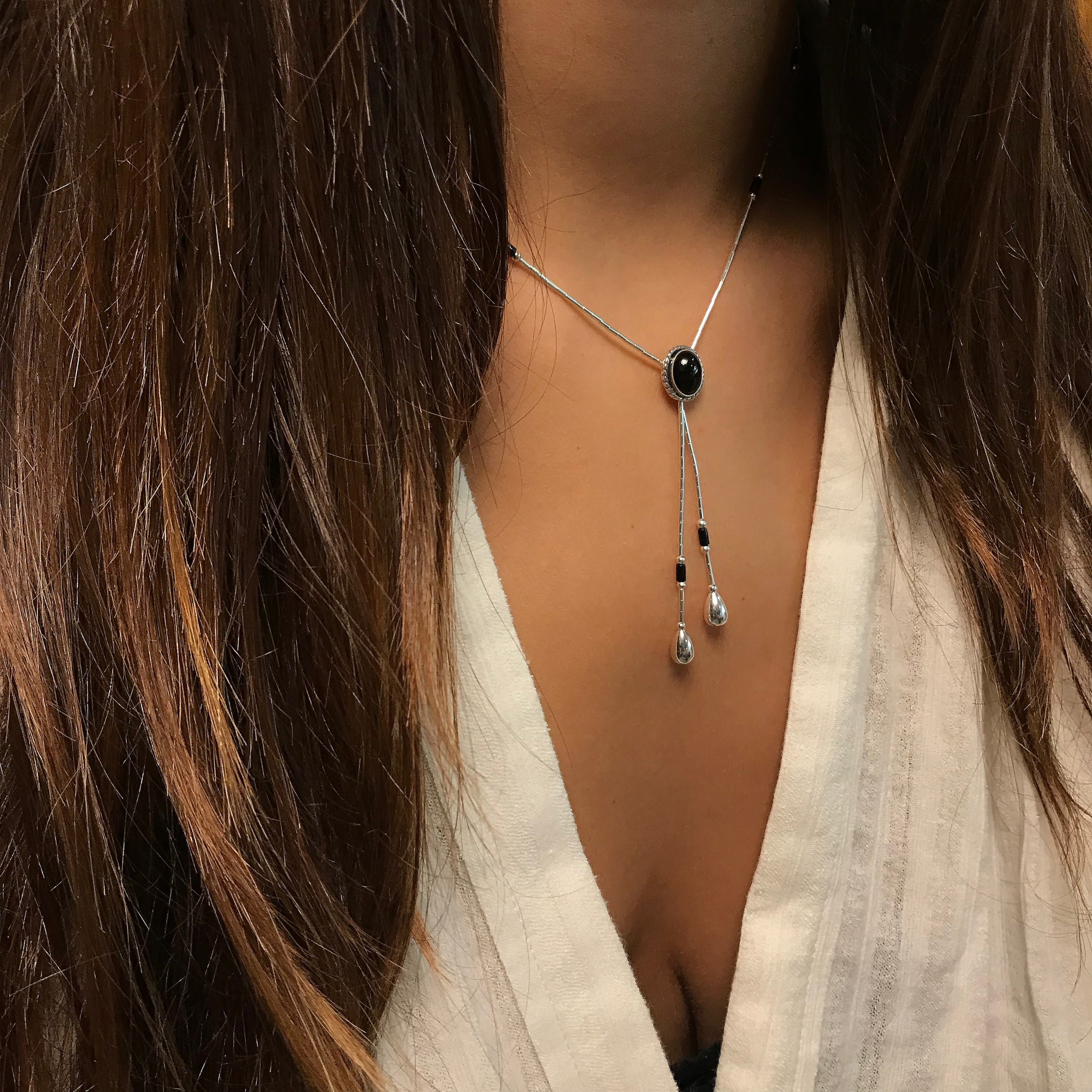 Liquid silver necklace, Heishi  beads in silver and cabochon of mix stones. Harpo Paris