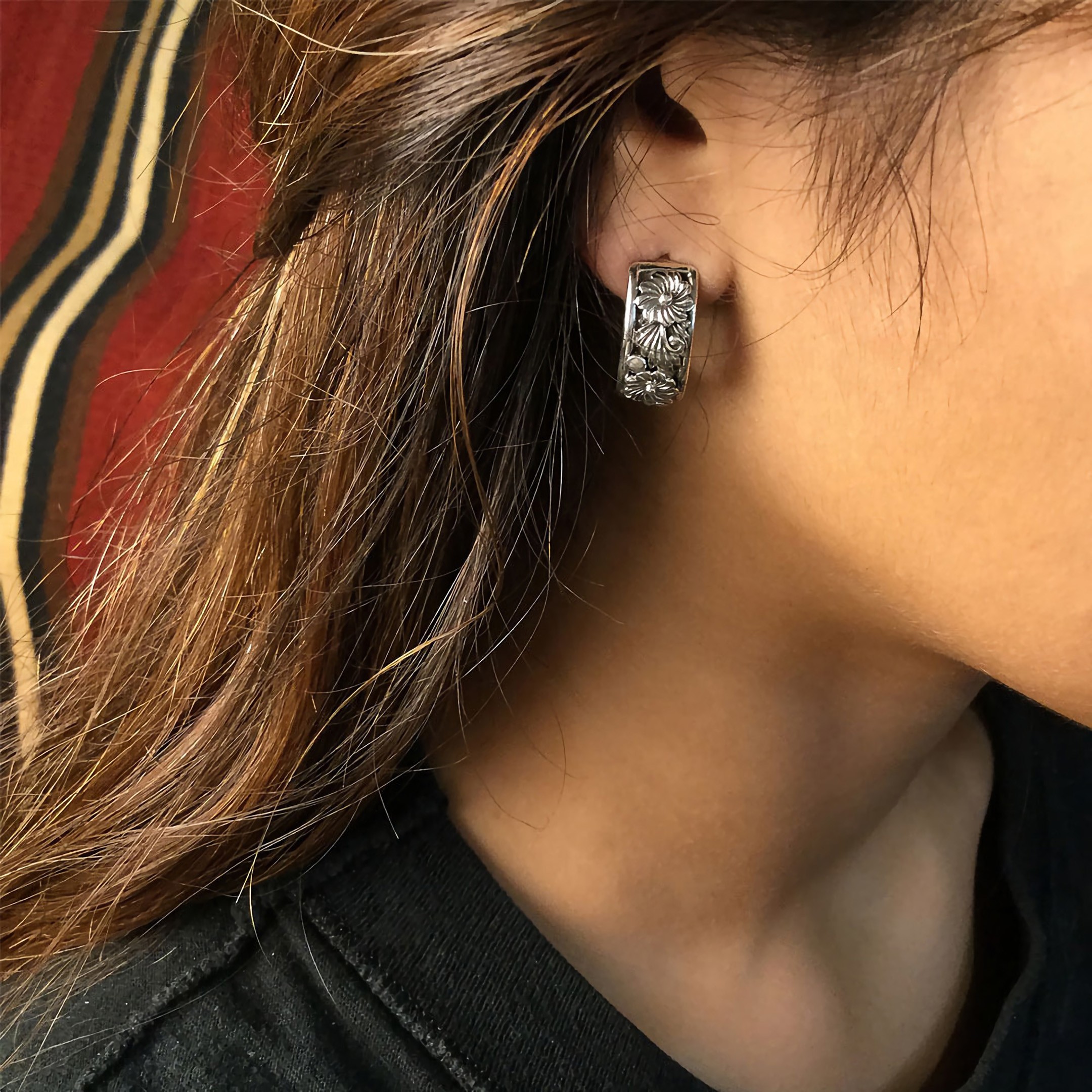 Silver flower earrings BO135 - Harpo Paris