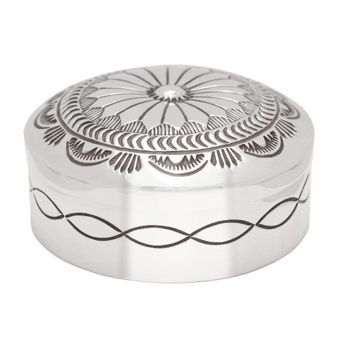 Little round box BOX02 in silver with stamps - Harpo Paris
