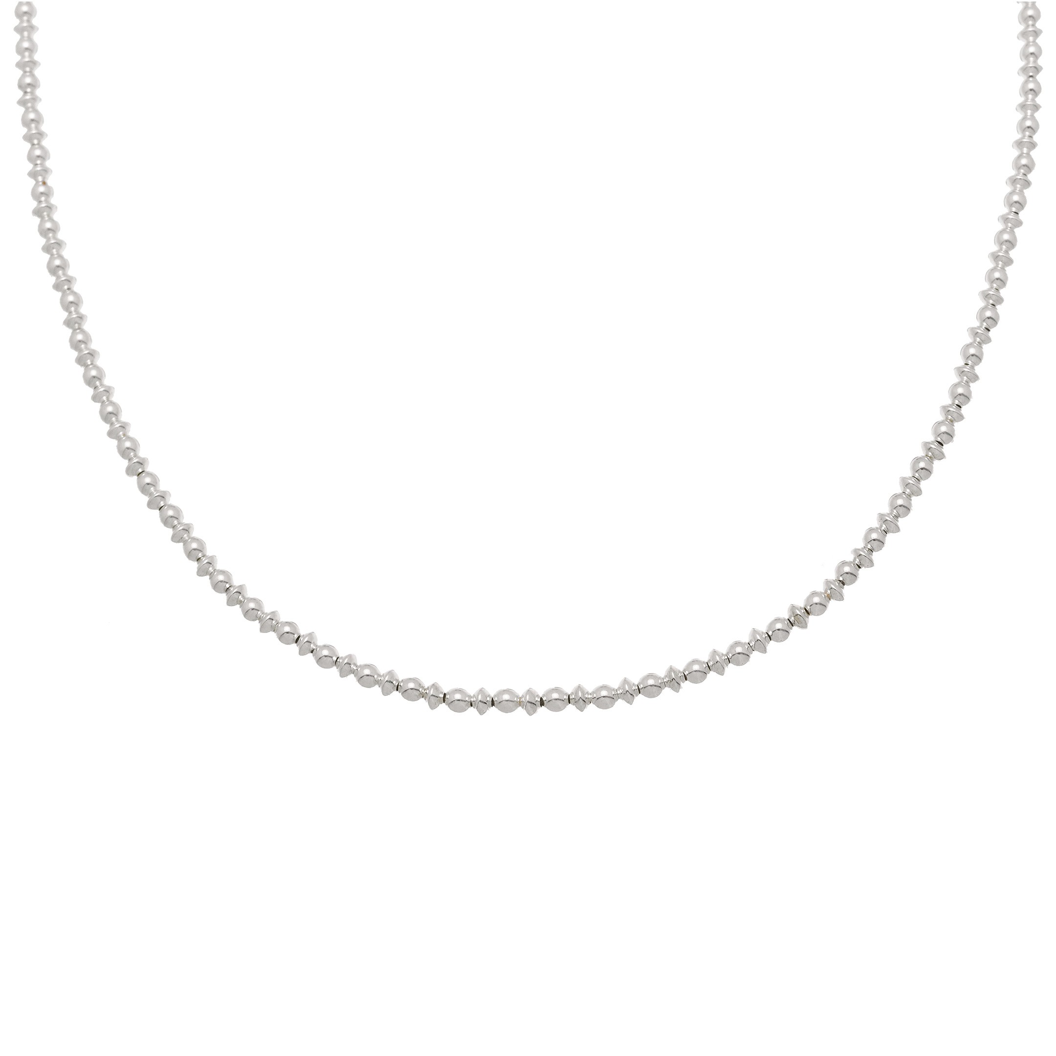 Collier Navajo en argent massif.