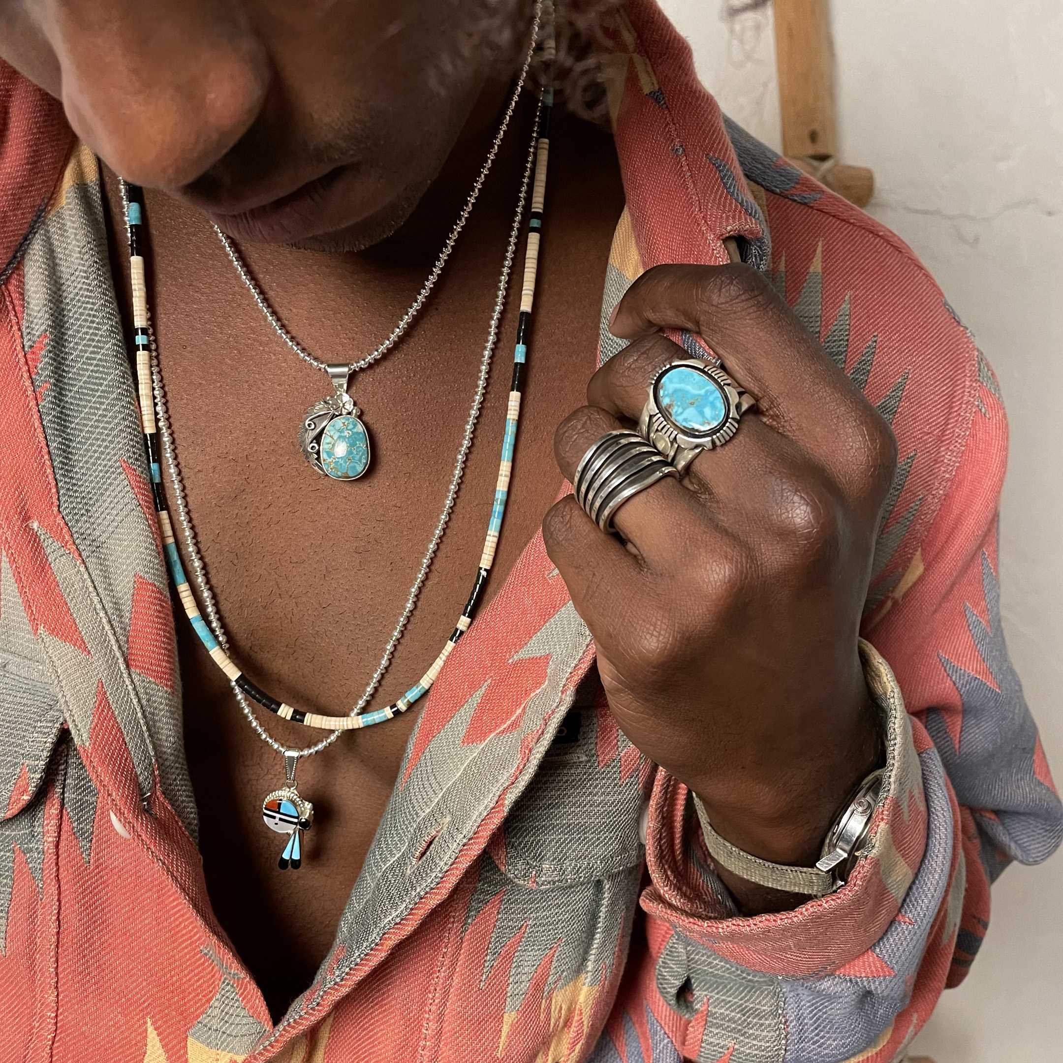 Pueblo necklace in turquoise COP10, melo shell and black-jet heishi beads.