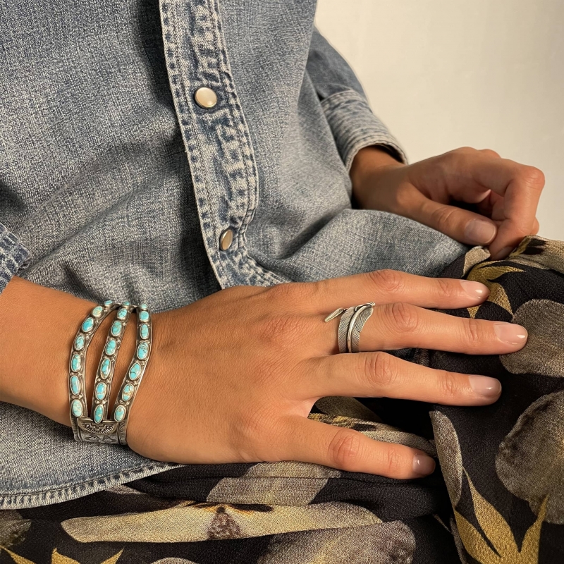 Navajo bracelet for women BR573 in turquoise and silver - Harpo Paris